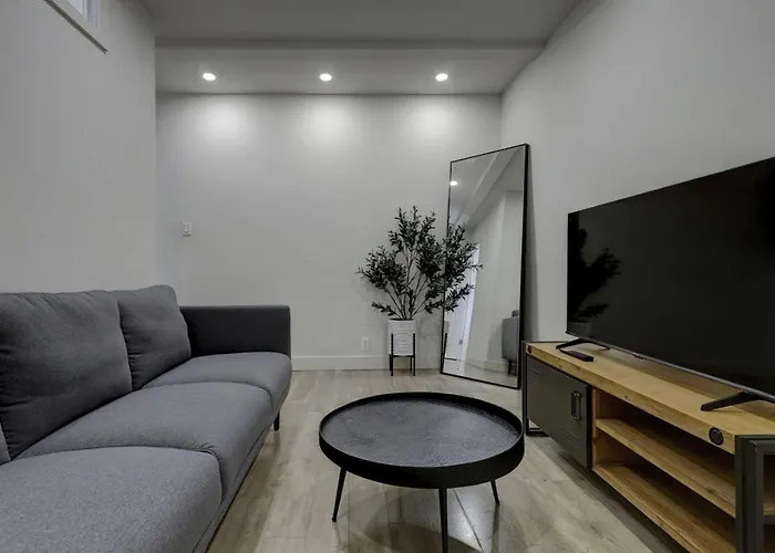 The Gridline Ndg Mtl 2Br Retreat